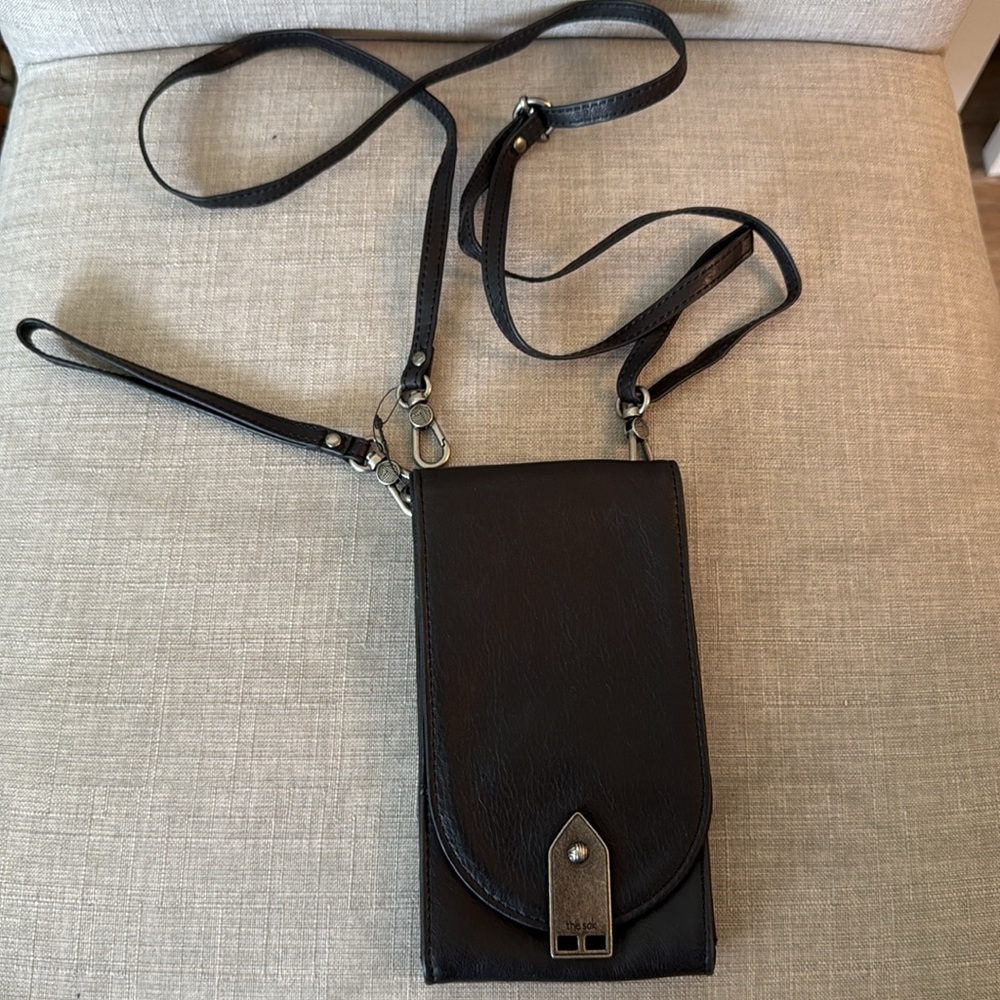 The Sak Small Crossbody Bag/Wristlet. - Picture 13 of 16